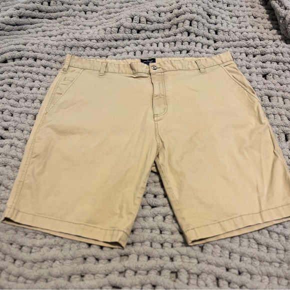 Daniel Hechter Men's Beige Shorts Size 46 - Picture 1 of 7